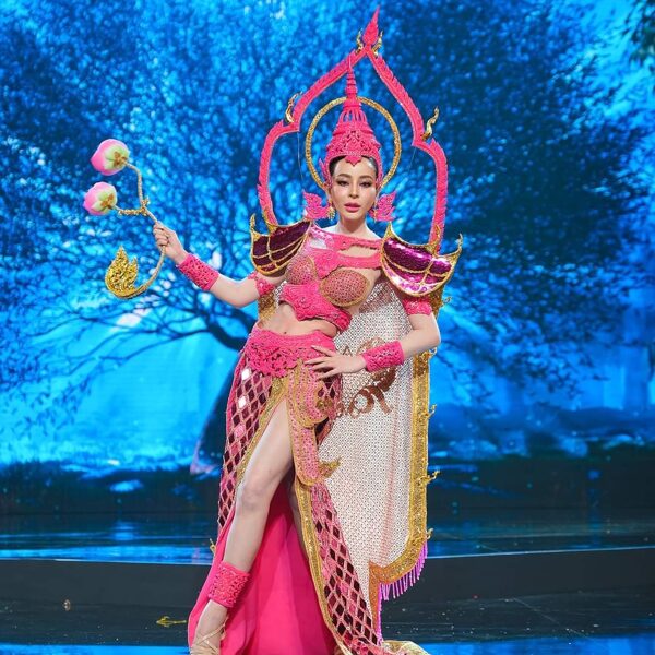 TOP2 de 20 - Trajes de fantasía Miss Grand Tailandia 2024